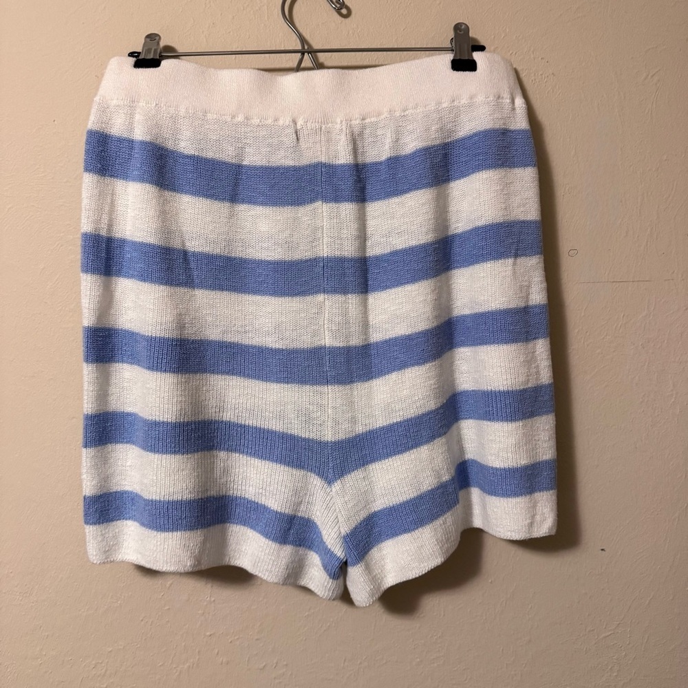 Free-est blue white striped knot shorts Size XL - Picture 6 of 8